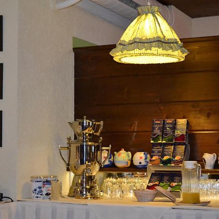 Hotel & Restaurant Zur Linde Freital Buitenkant foto