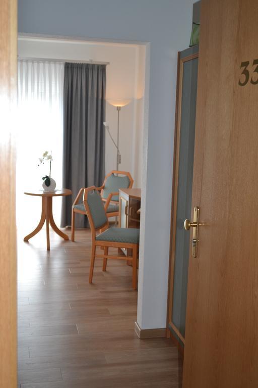 Hotel & Restaurant Zur Linde Freital Buitenkant foto