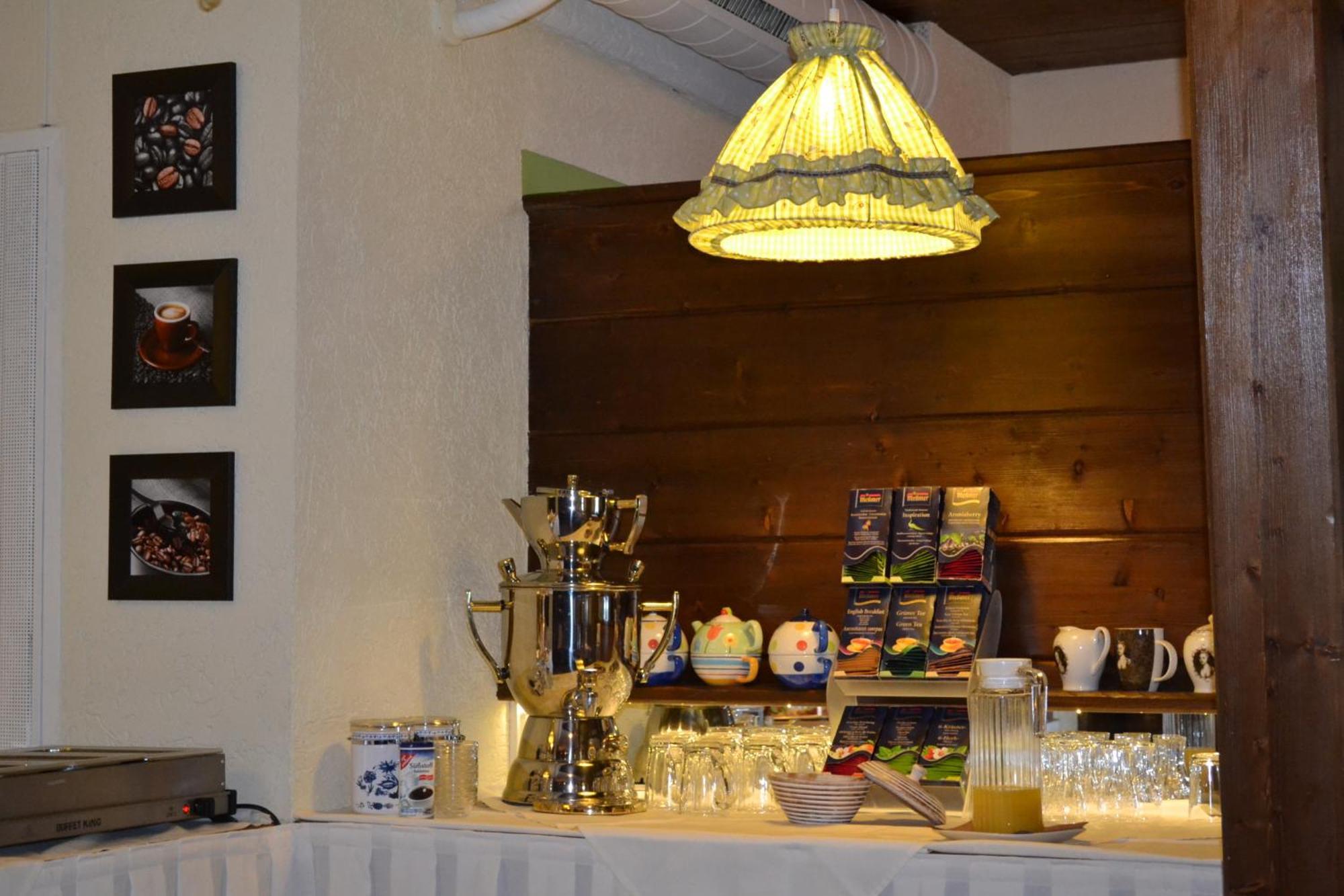 Hotel & Restaurant Zur Linde Freital Buitenkant foto