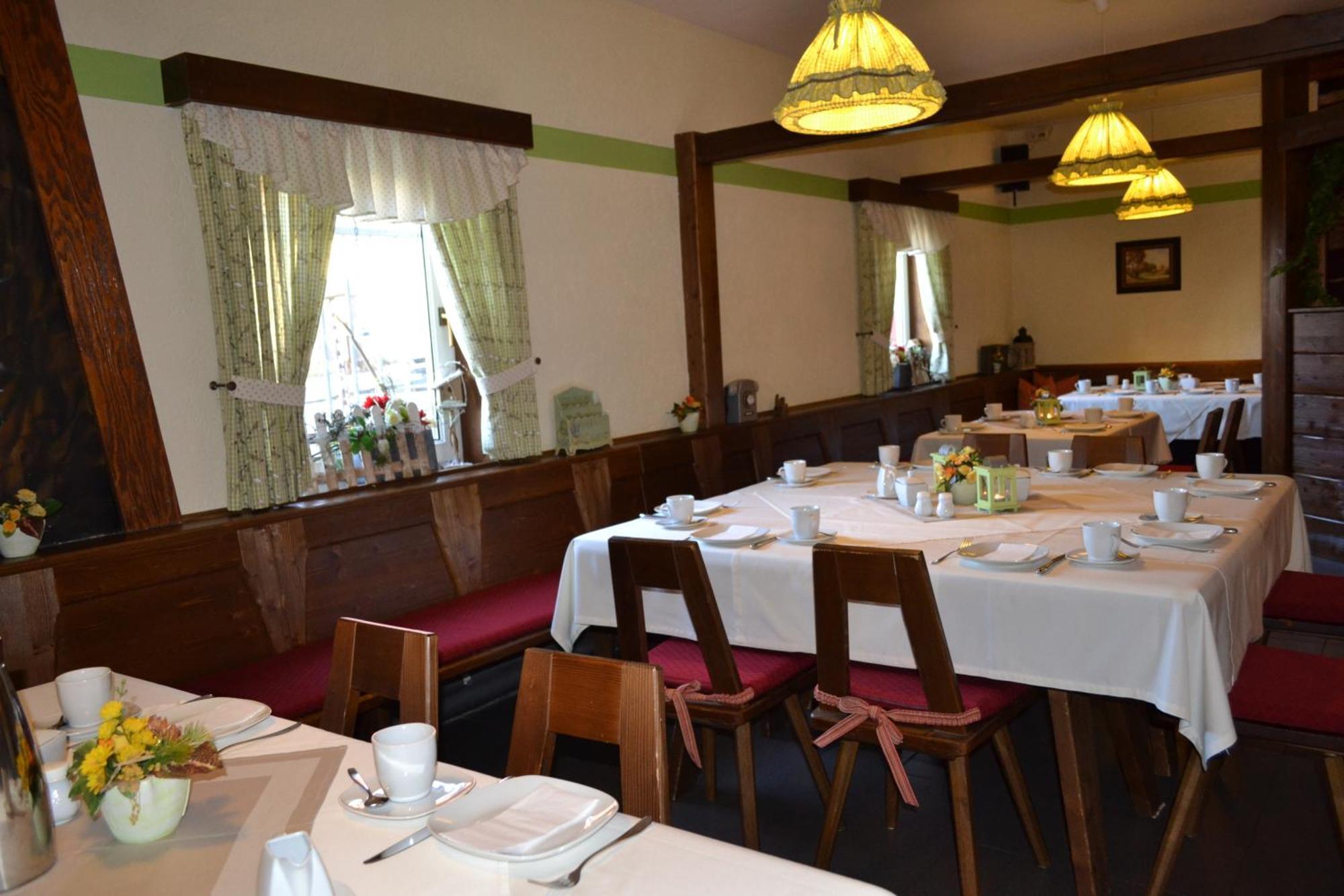 Hotel & Restaurant Zur Linde Freital Buitenkant foto