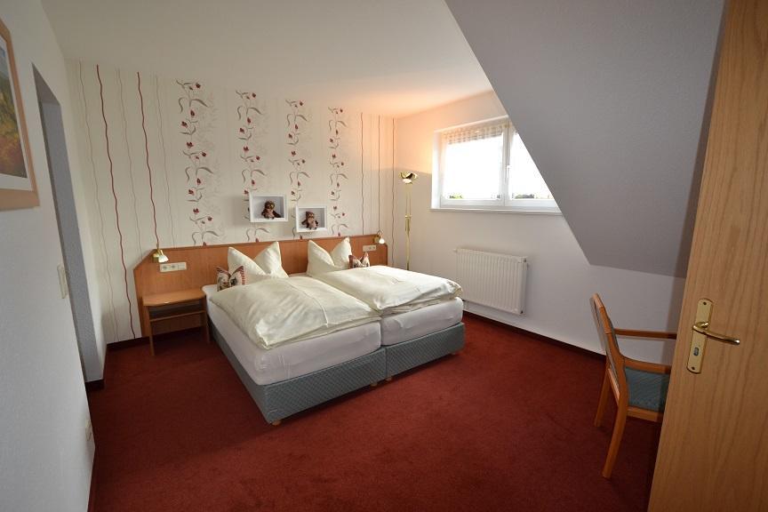 Hotel & Restaurant Zur Linde Freital Buitenkant foto