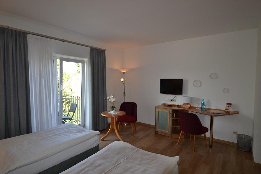 Hotel & Restaurant Zur Linde Freital Buitenkant foto