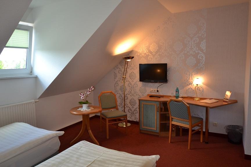 Hotel & Restaurant Zur Linde Freital Buitenkant foto