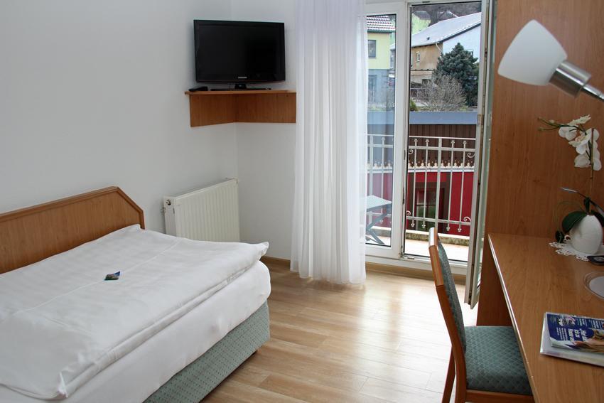 Hotel & Restaurant Zur Linde Freital Buitenkant foto